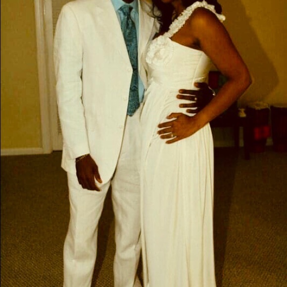 One shoulder wedding dress - Picture 5 of 5